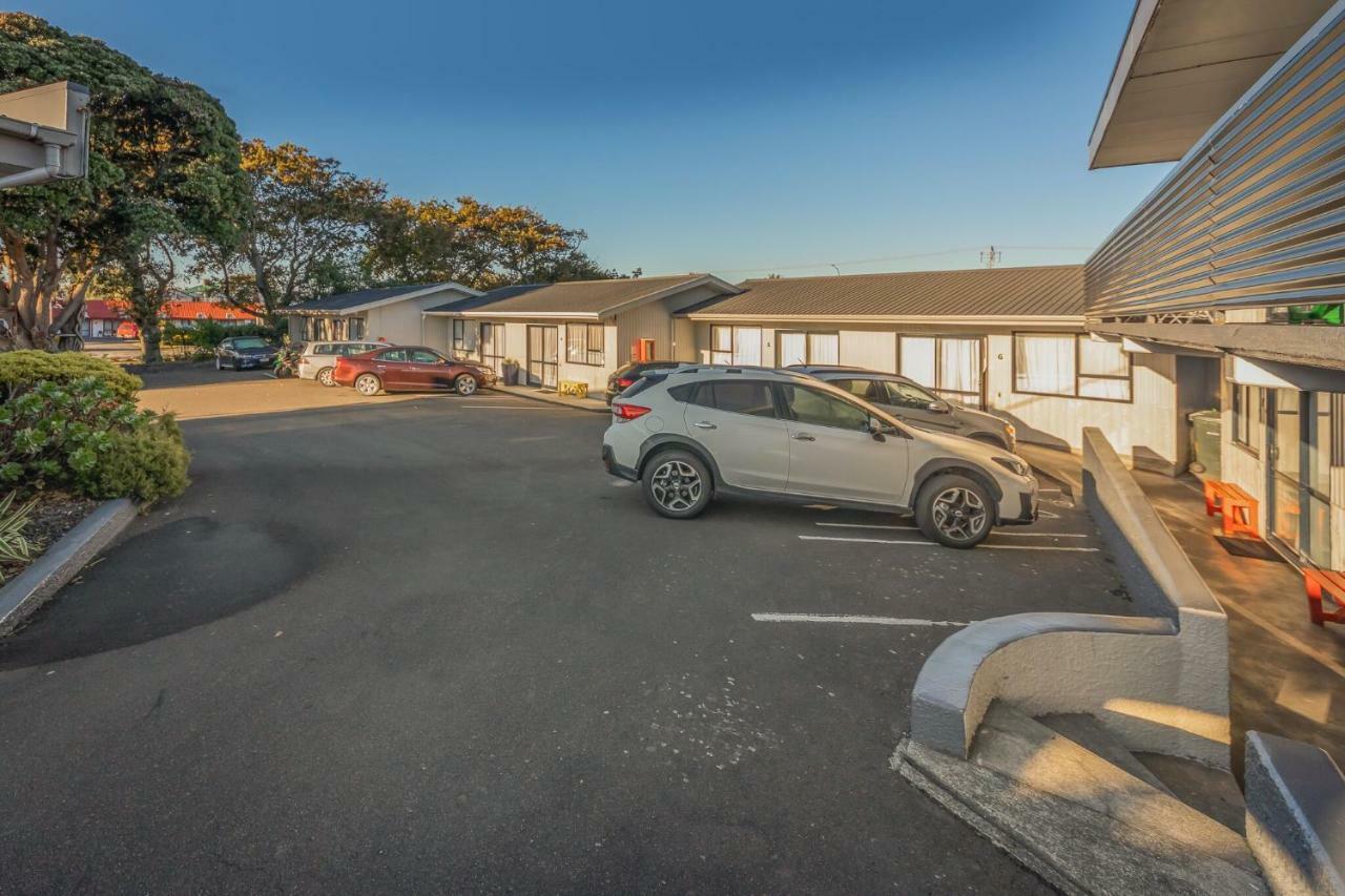 Fiesta Court Motel Whanganui Esterno foto